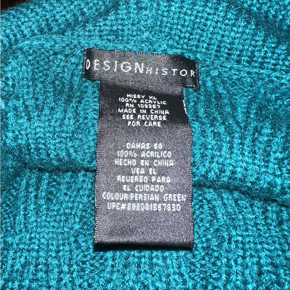 Design‎ History Sweater - Picture 9 of 9
